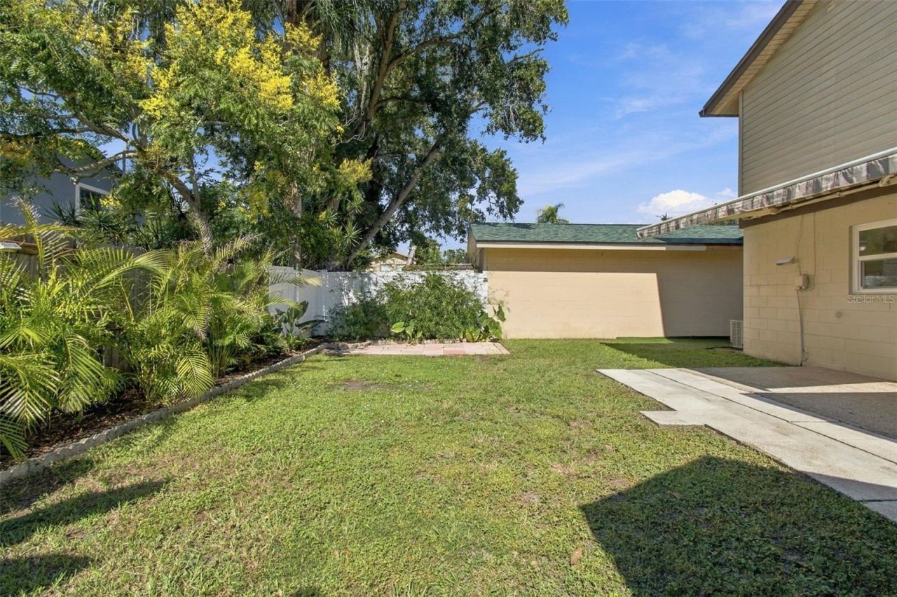 4830 Grove Point Drive , Tampa, FL 33624 Photo