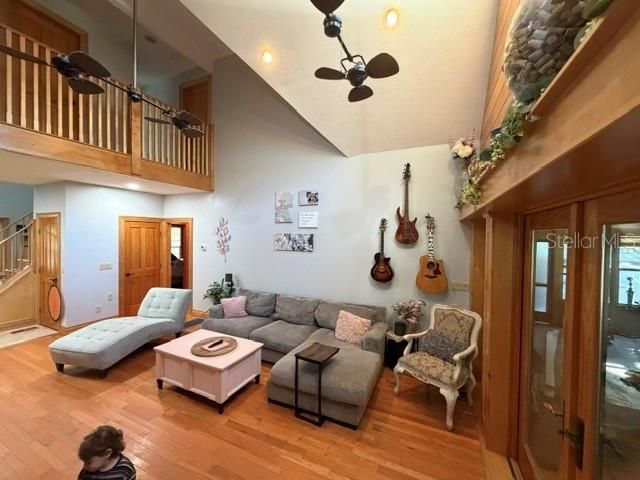 216 Castillo Road, Ruskin, FL 33570 Photo