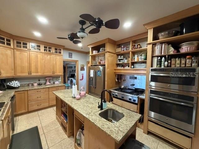 216 Castillo Road, Ruskin, FL 33570 Photo