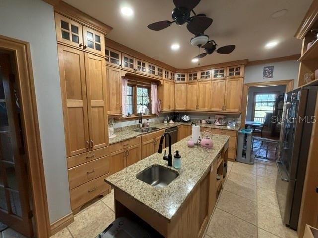 216 Castillo Road, Ruskin, FL 33570 Photo