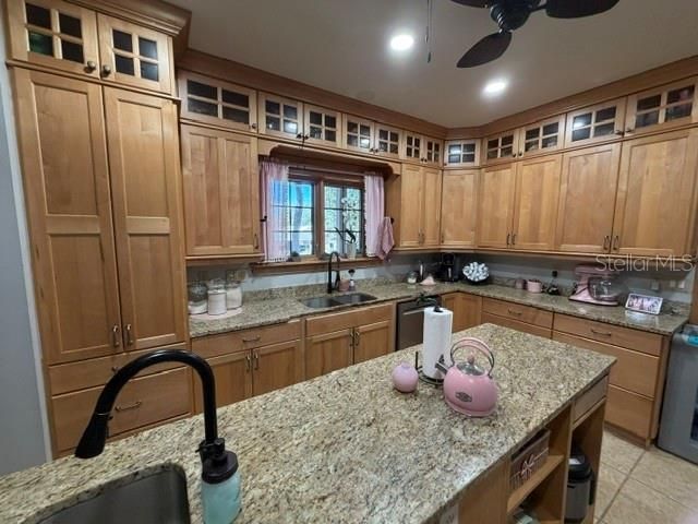 216 Castillo Road, Ruskin, FL 33570 Photo