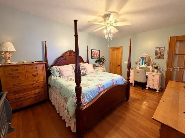 216 Castillo Road, Ruskin, FL 33570 Photo