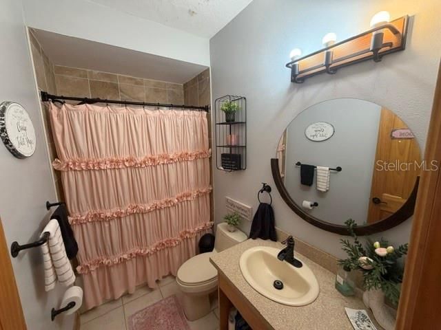 216 Castillo Road, Ruskin, FL 33570 Photo