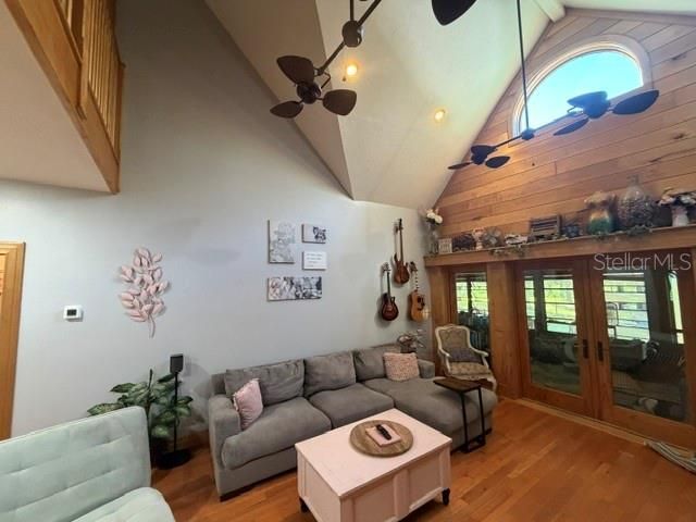 216 Castillo Road, Ruskin, FL 33570 Photo