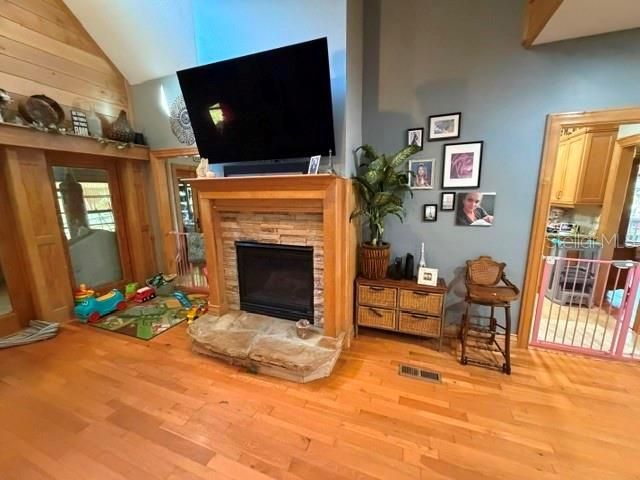 216 Castillo Road, Ruskin, FL 33570 Photo