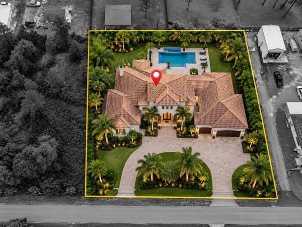 1015 CONGRESS AVENUE , LEHIGH ACRES, FL 33972