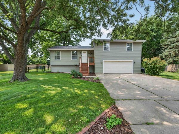 745 Stafford Road, Janesville, WI 53546