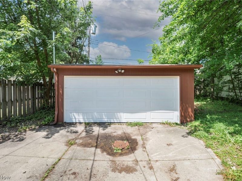 2496 Saybrook Road, University Heights, OH 44118 Photo 27