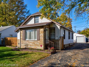 256 W Goulson Avenue, Hazel Park, Mi 48030