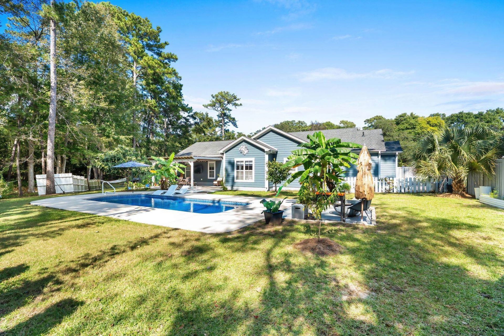 359 Country Club Dr.  Photo 50