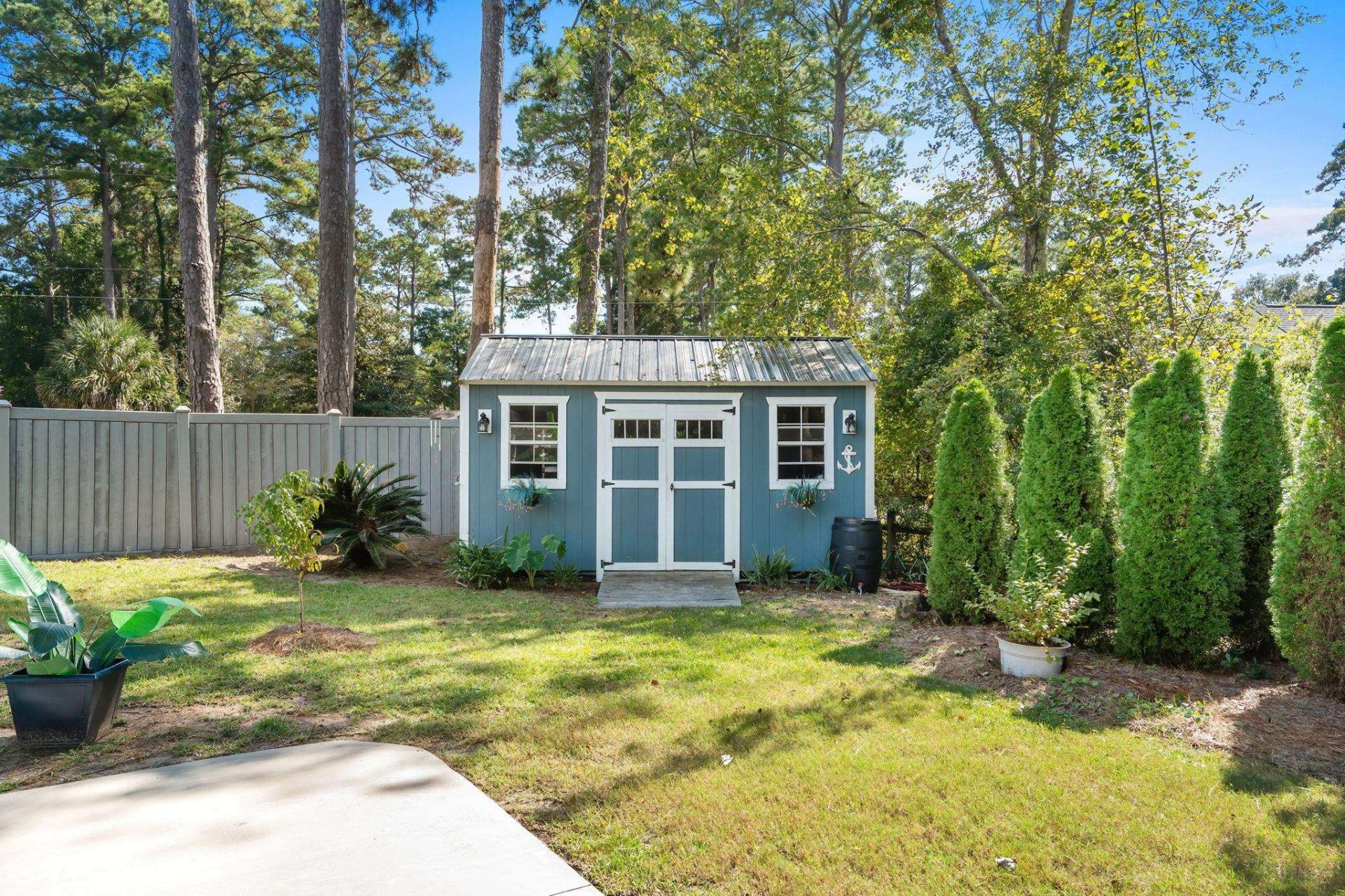 359 Country Club Dr.  Photo 53