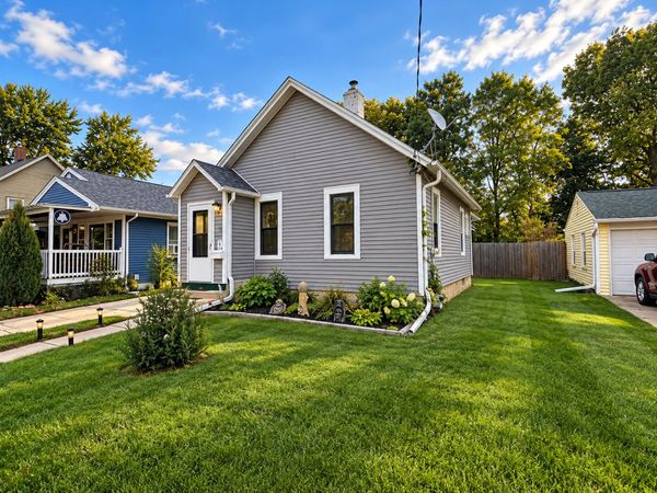 510 Adams Street , Ottawa, IL 61350