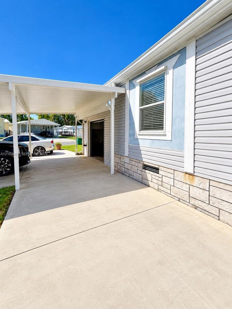 409 NE 10th Ave , Okeechobee, FL 34972 Photo