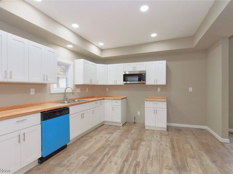 2146 W 95th Street, Cleveland, OH 44102 Photo 11