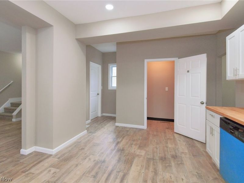 2146 W 95th Street, Cleveland, OH 44102 Photo 12