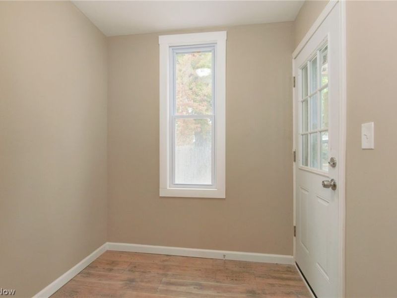 2146 W 95th Street, Cleveland, OH 44102 Photo 13