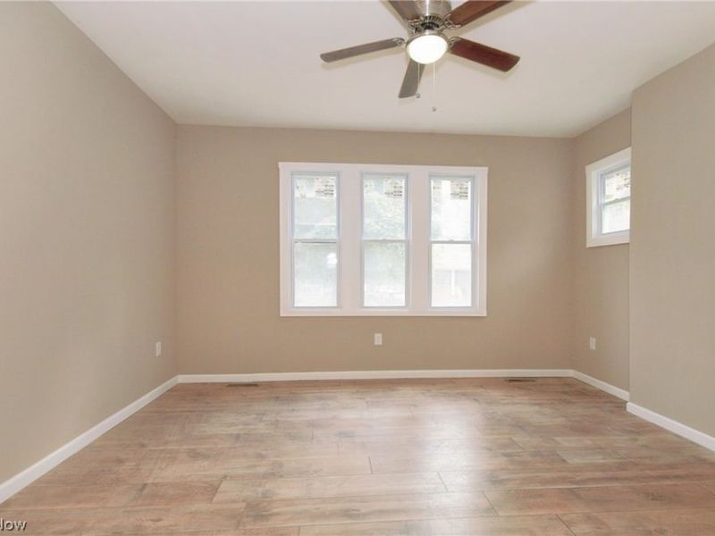 2146 W 95th Street, Cleveland, OH 44102 Photo 9