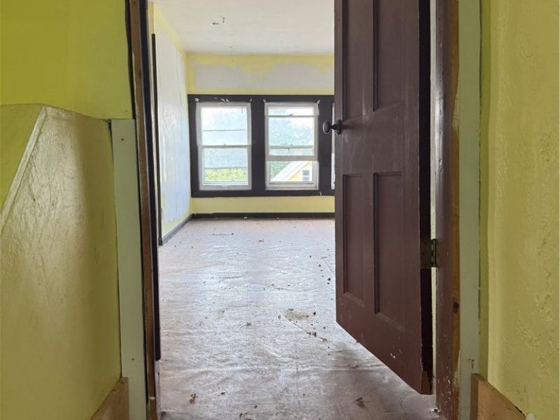 517 E 107th Street, Cleveland, OH 44108 Photo 22