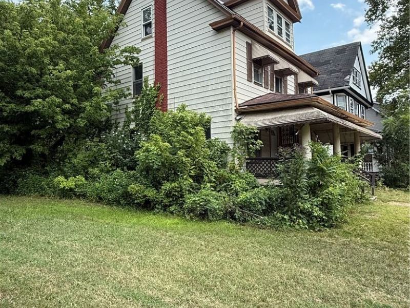 517 E 107th Street, Cleveland, OH 44108 Photo 3
