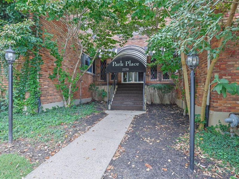 2270 Madison Road, Unit 3D, Cincinnati, OH 45208 Photo 2