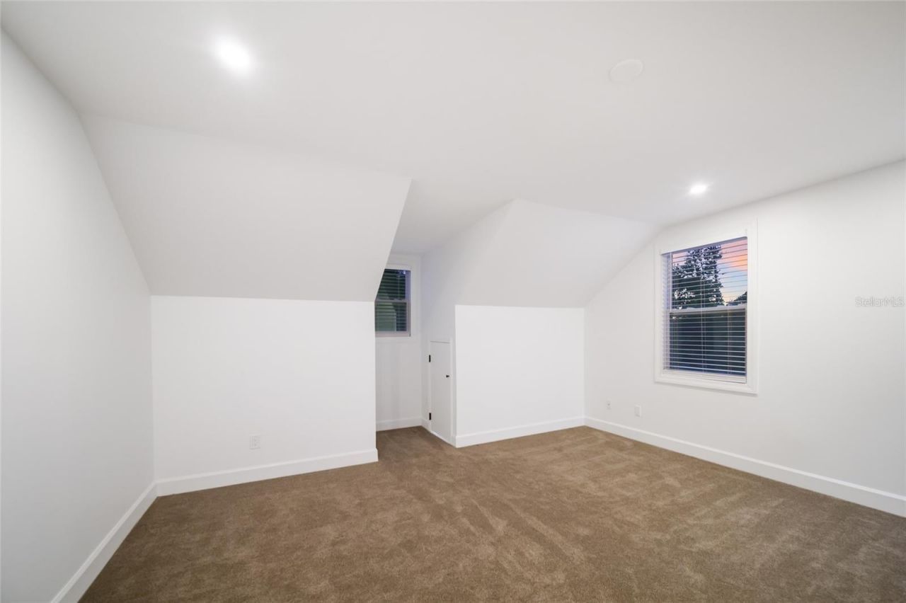 5060 18th Avenue W, Bradenton, FL 34209 Photo