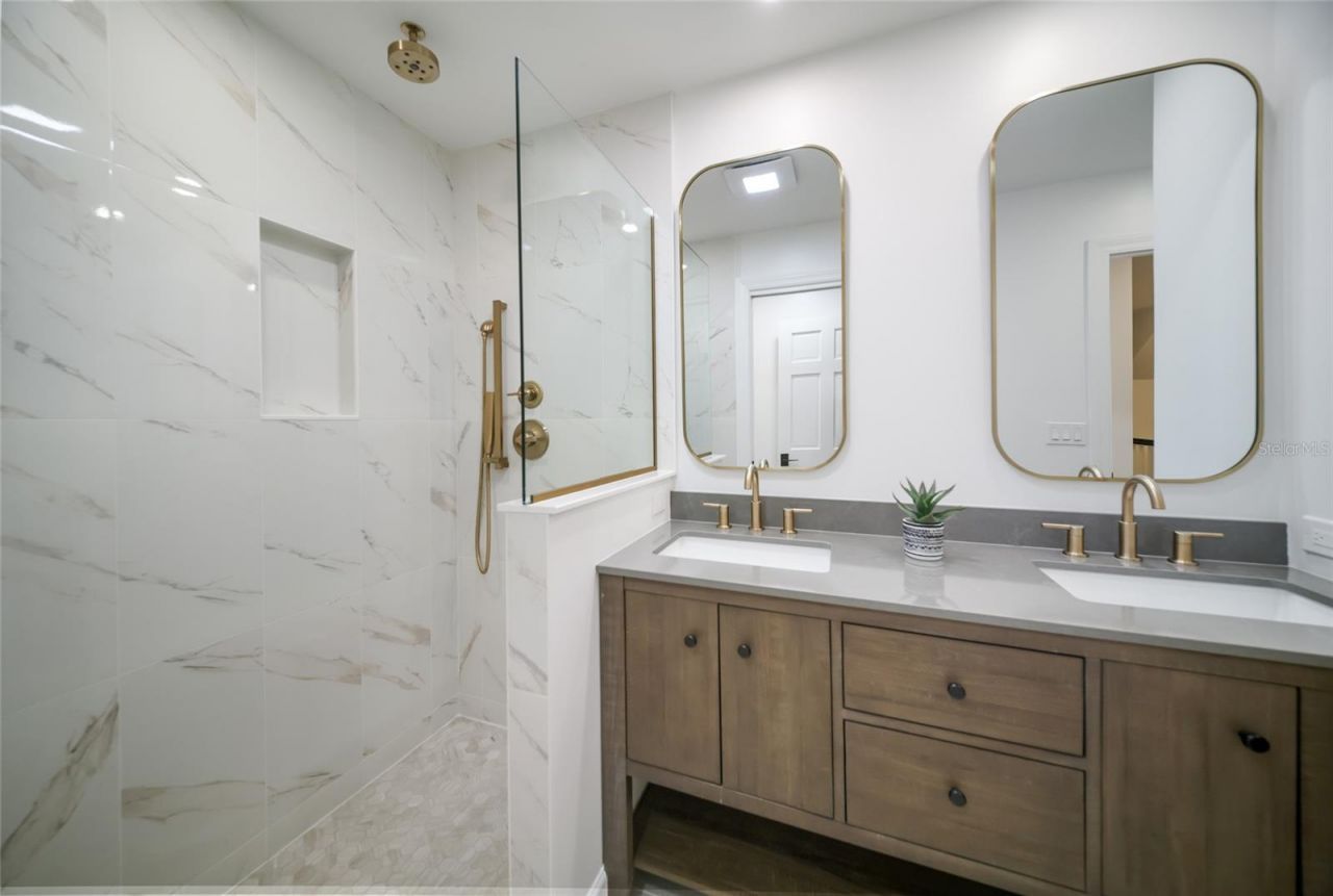 5060 18th Avenue W, Bradenton, FL 34209 Photo