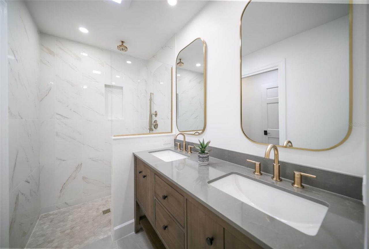 5060 18th Avenue W, Bradenton, FL 34209 Photo