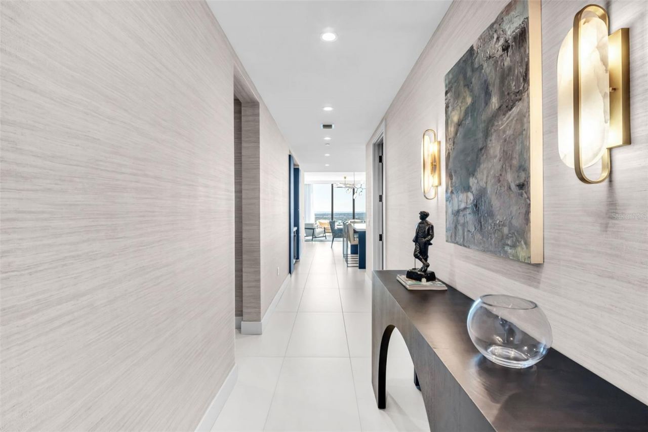 301 1st Street S, Unit 2507, Saint Petersburg, FL 33701 Photo