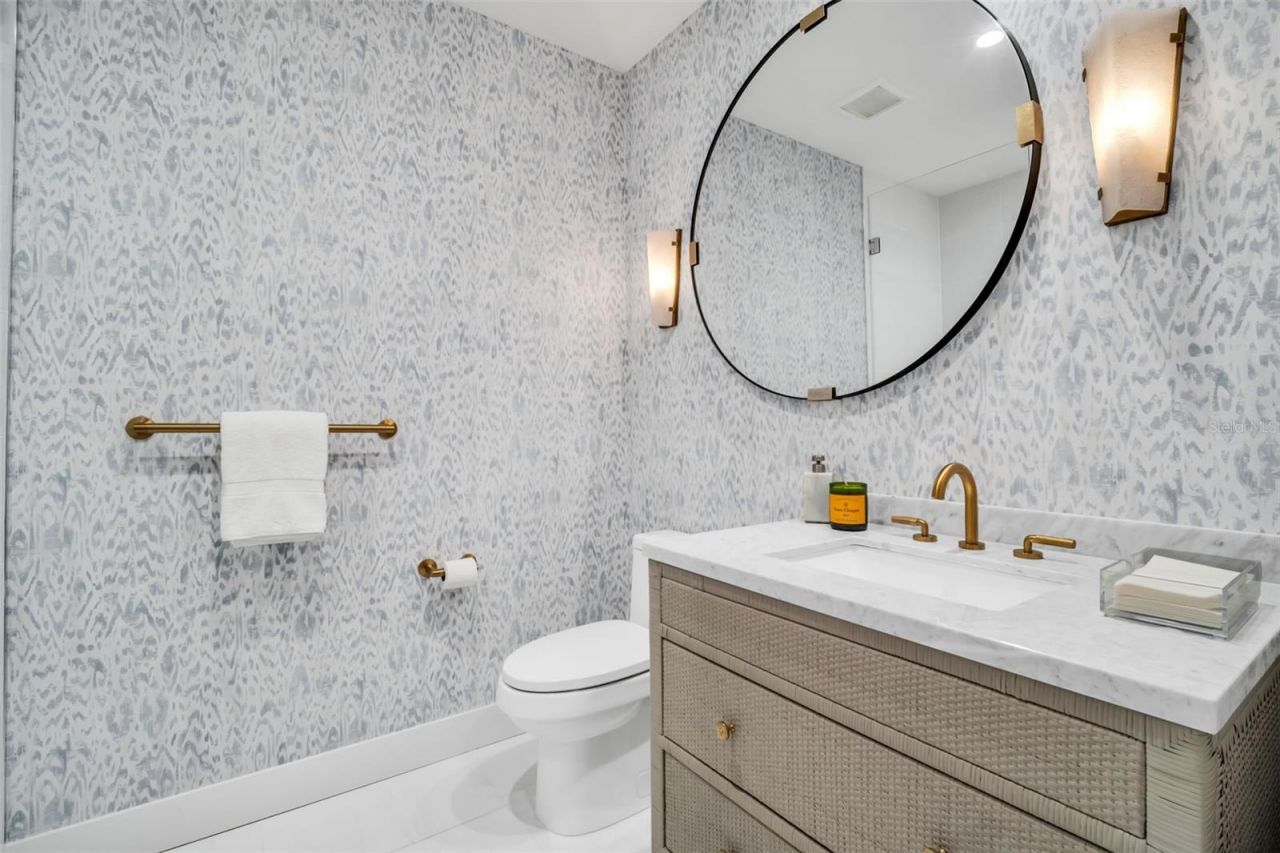 301 1st Street S, Unit 2507, Saint Petersburg, FL 33701 Photo