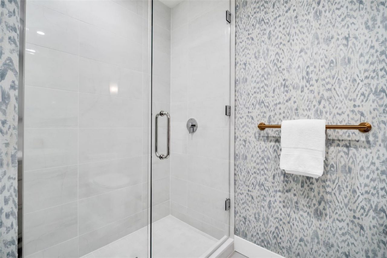 301 1st Street S, Unit 2507, Saint Petersburg, FL 33701 Photo