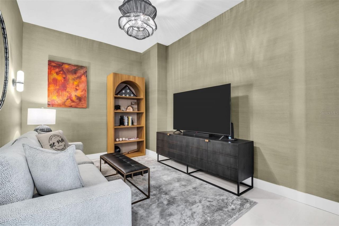301 1st Street S, Unit 2507, Saint Petersburg, FL 33701 Photo