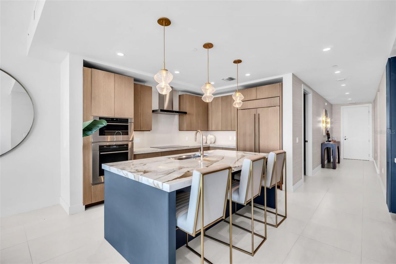 301 1st Street S, Unit 2507, Saint Petersburg, FL 33701 Photo