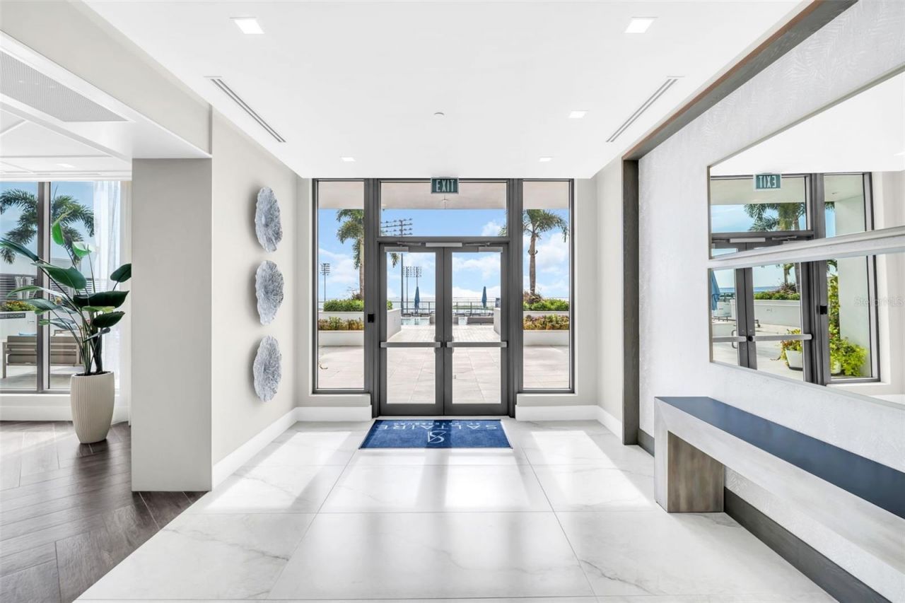 301 1st Street S, Unit 2507, Saint Petersburg, FL 33701 Photo