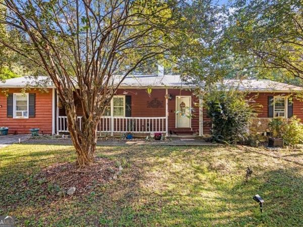 5846 Fox Run, Rex, GA 30273