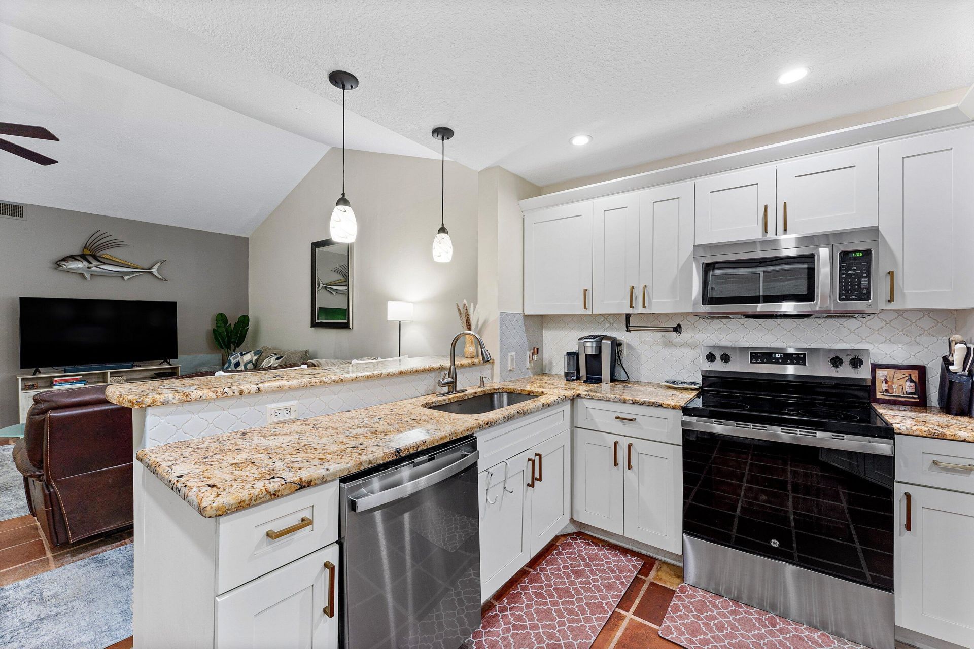 6662 Via Regina, Boca Raton, FL 33433 Photo