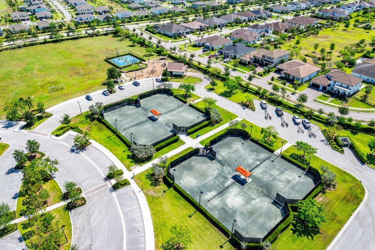 1142 Arrowhead Point Road, The Acreage, FL 33470 Photo