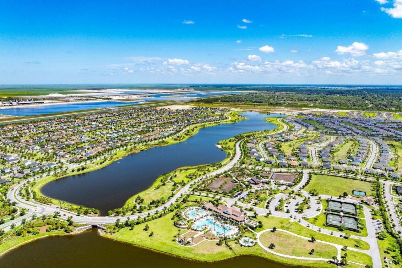 1142 Arrowhead Point Road, The Acreage, FL 33470 Photo