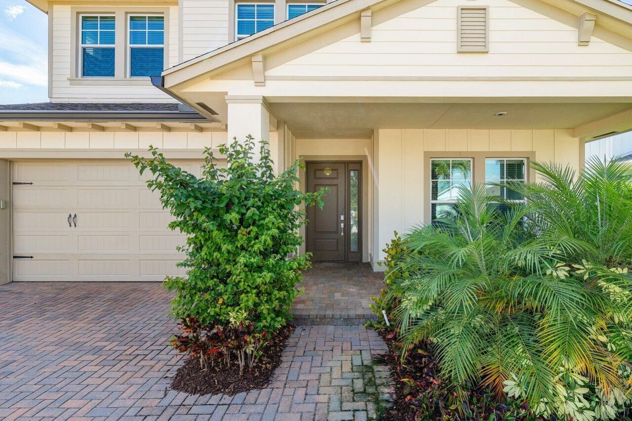 1142 Arrowhead Point Road, The Acreage, FL 33470 Photo