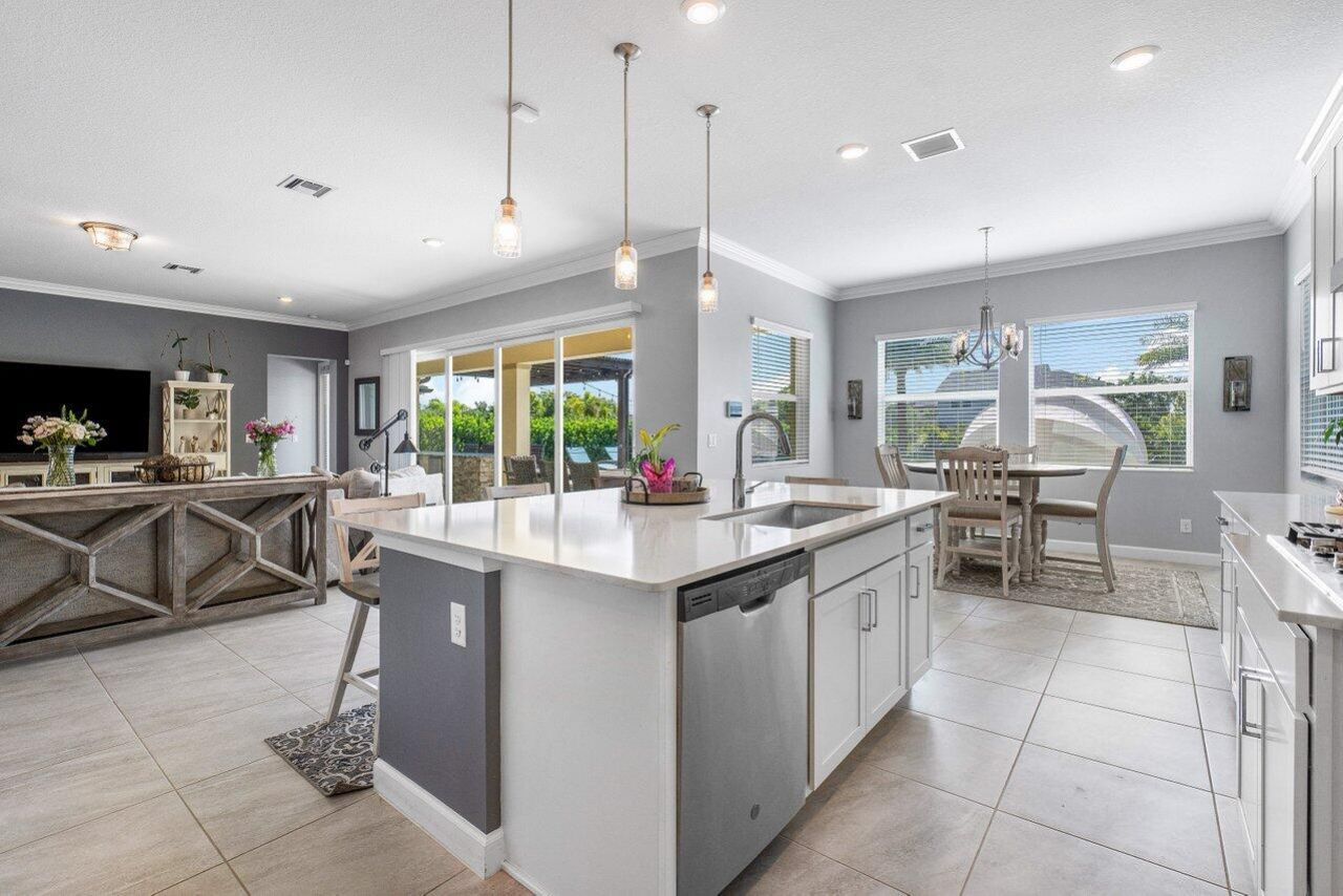 1142 Arrowhead Point Road, The Acreage, FL 33470 Photo
