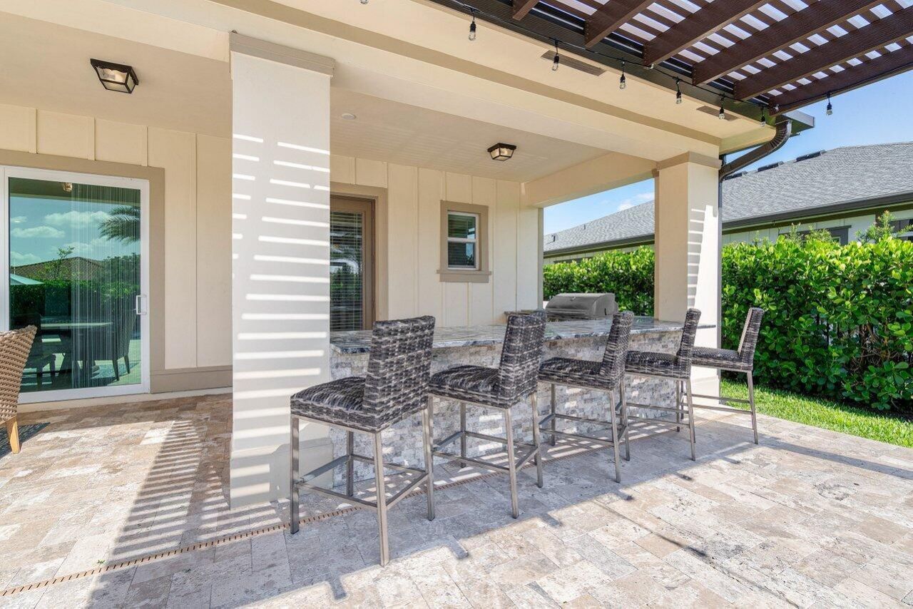1142 Arrowhead Point Road, The Acreage, FL 33470 Photo