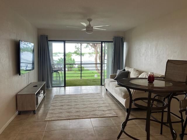 2181 Woolbright Road, Boynton Beach, FL 33426 Photo