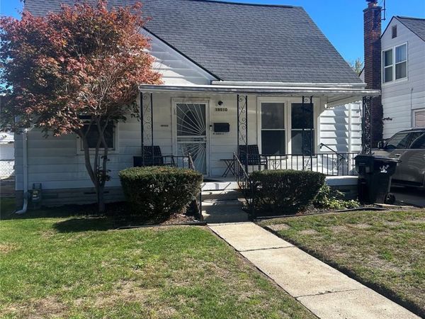 19510 Dresden Street , Detroit, Mi 48205