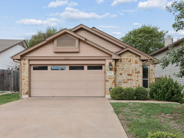 12924 WIDGE DR, Austin, TX 78727