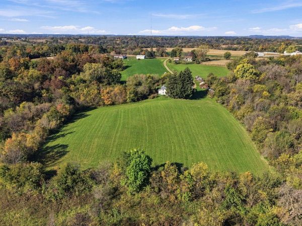 660 Rock Cut Road, Hazel Green, WI 53811