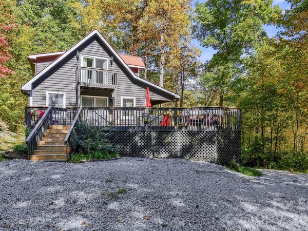 237 Woodys Drive , Hendersonville, NC 28792