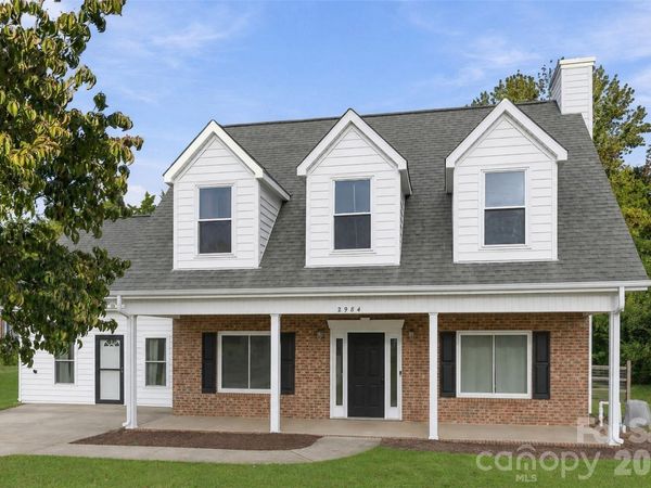 2984 Daffodil Court , Gastonia, NC 28054