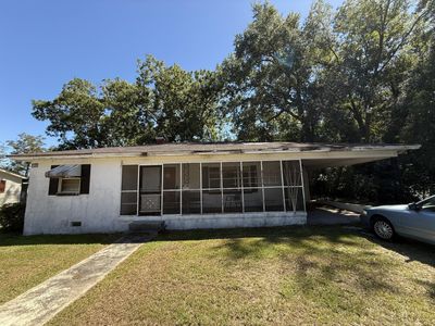 1017 Harlin Street, Elloree, SC 29047