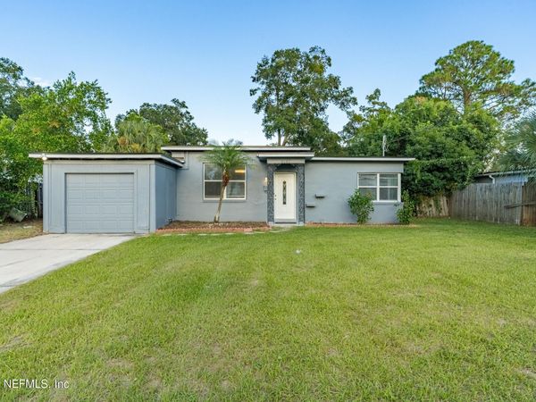 6167 FORDHAM Circle E, Jacksonville, FL 32217
