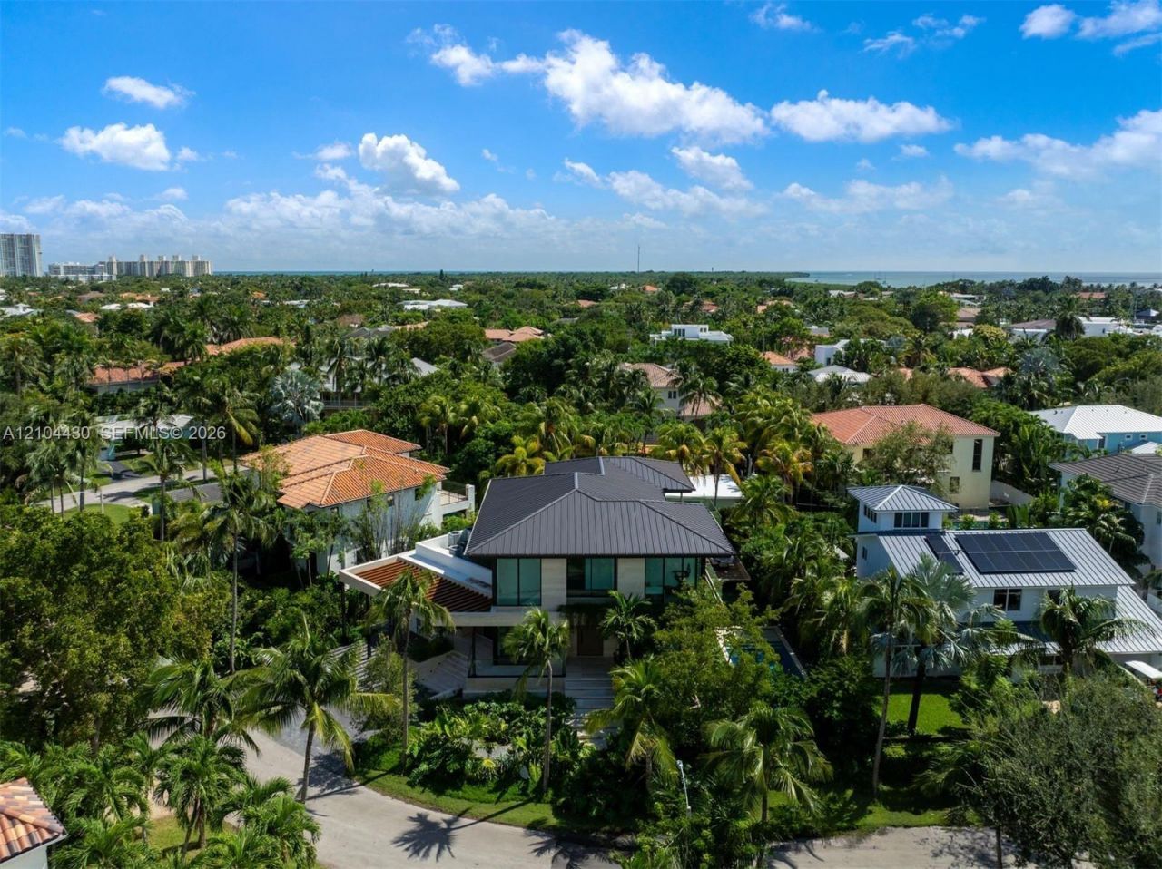 360 Harbor Ln , Key Biscayne, FL 33149 Photo