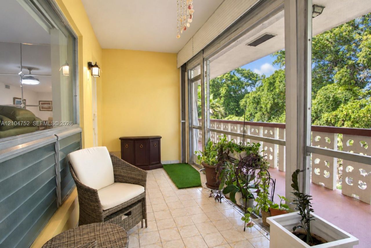 412 S Luna Ct, Unit 9, Hollywood, FL 33021 Photo